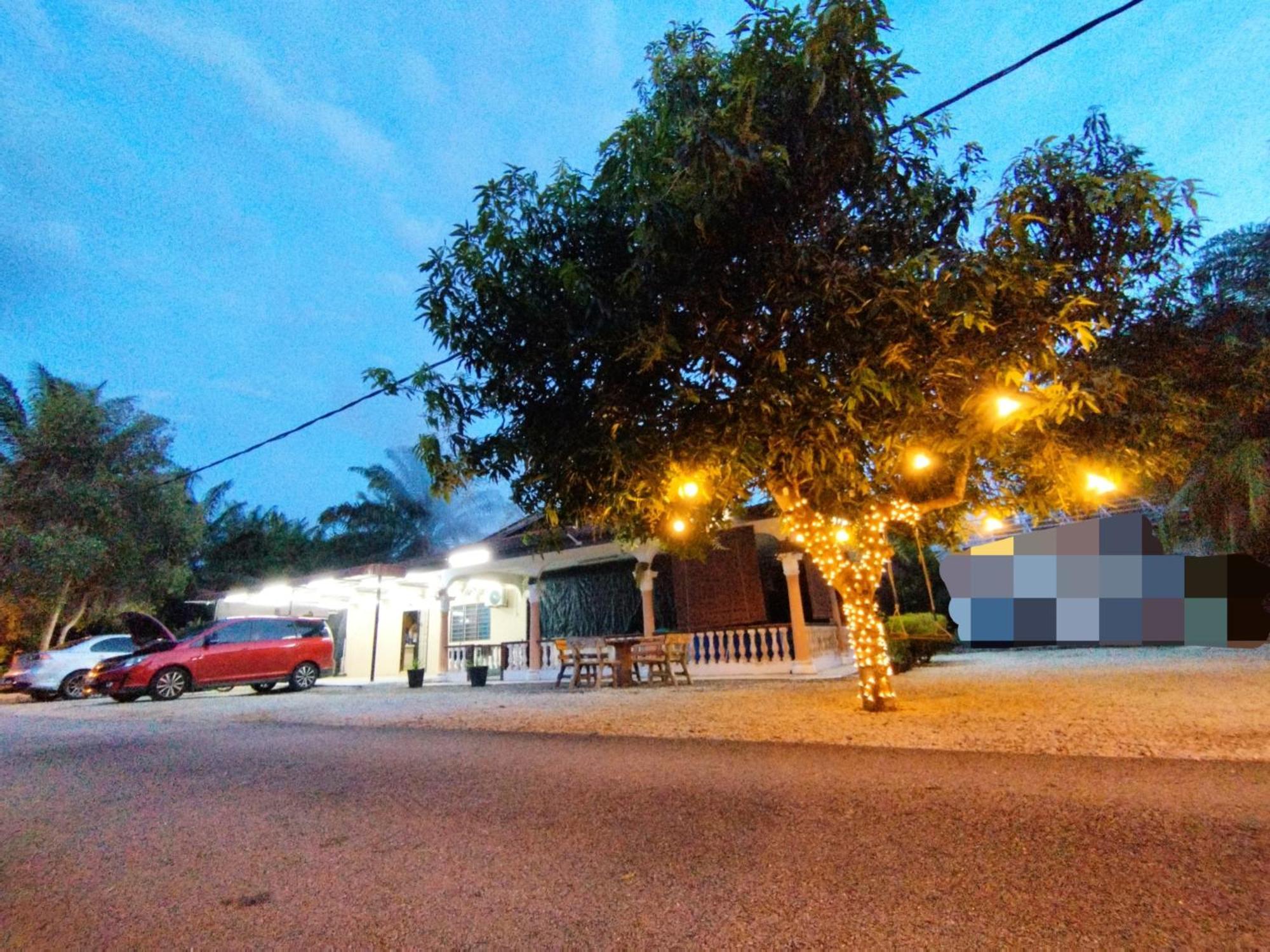 Basrie Villa "Mslim Only" - Mini Cinema , Private Pool , Wi-Fi , Netflix ムアル エクステリア 写真