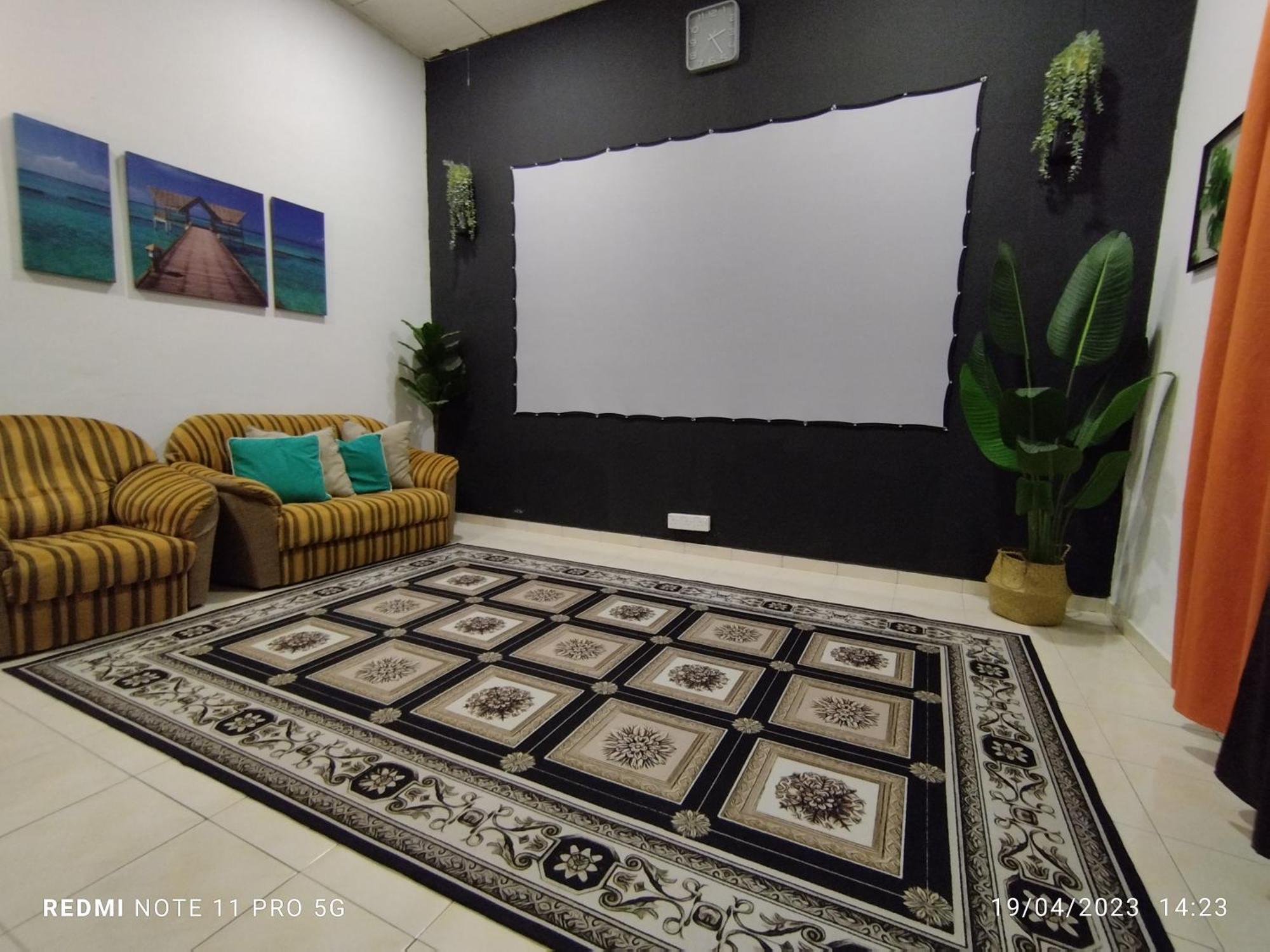 Basrie Villa "Mslim Only" - Mini Cinema , Private Pool , Wi-Fi , Netflix ムアル エクステリア 写真